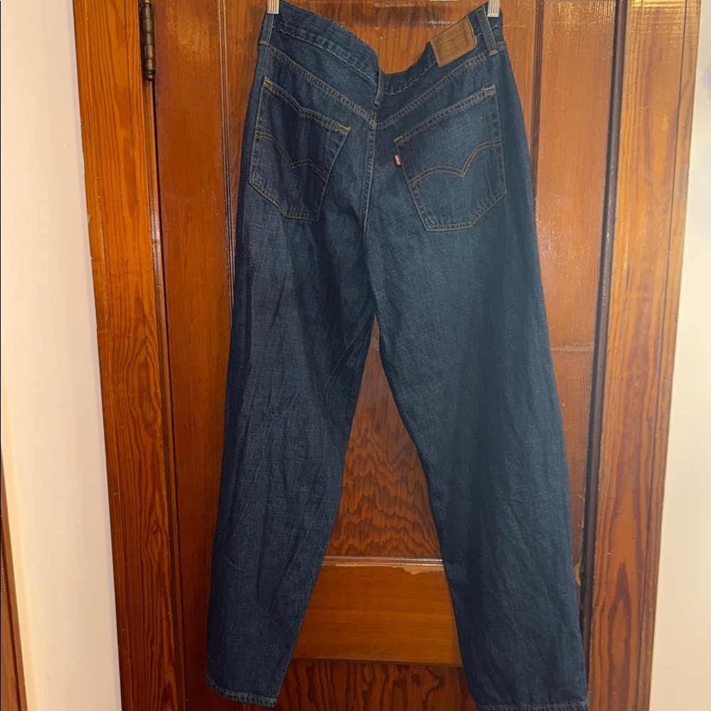 SOLD - Levi’s Women’s Baggy “Dad” Jeans – Deep Rinse – Size 32 x 34 – Worn Once - Picture 4 of 15
